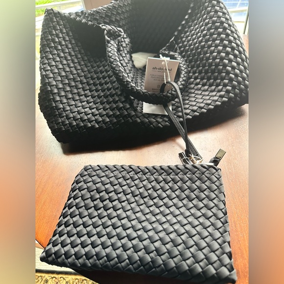 Ah•Dorned durable woven neoprene tote - Picture 4 of 6